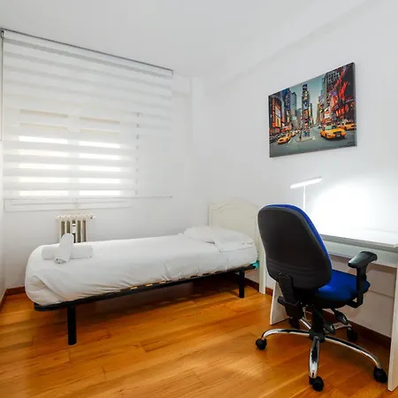 Apartment Venerable Palafox 5 *